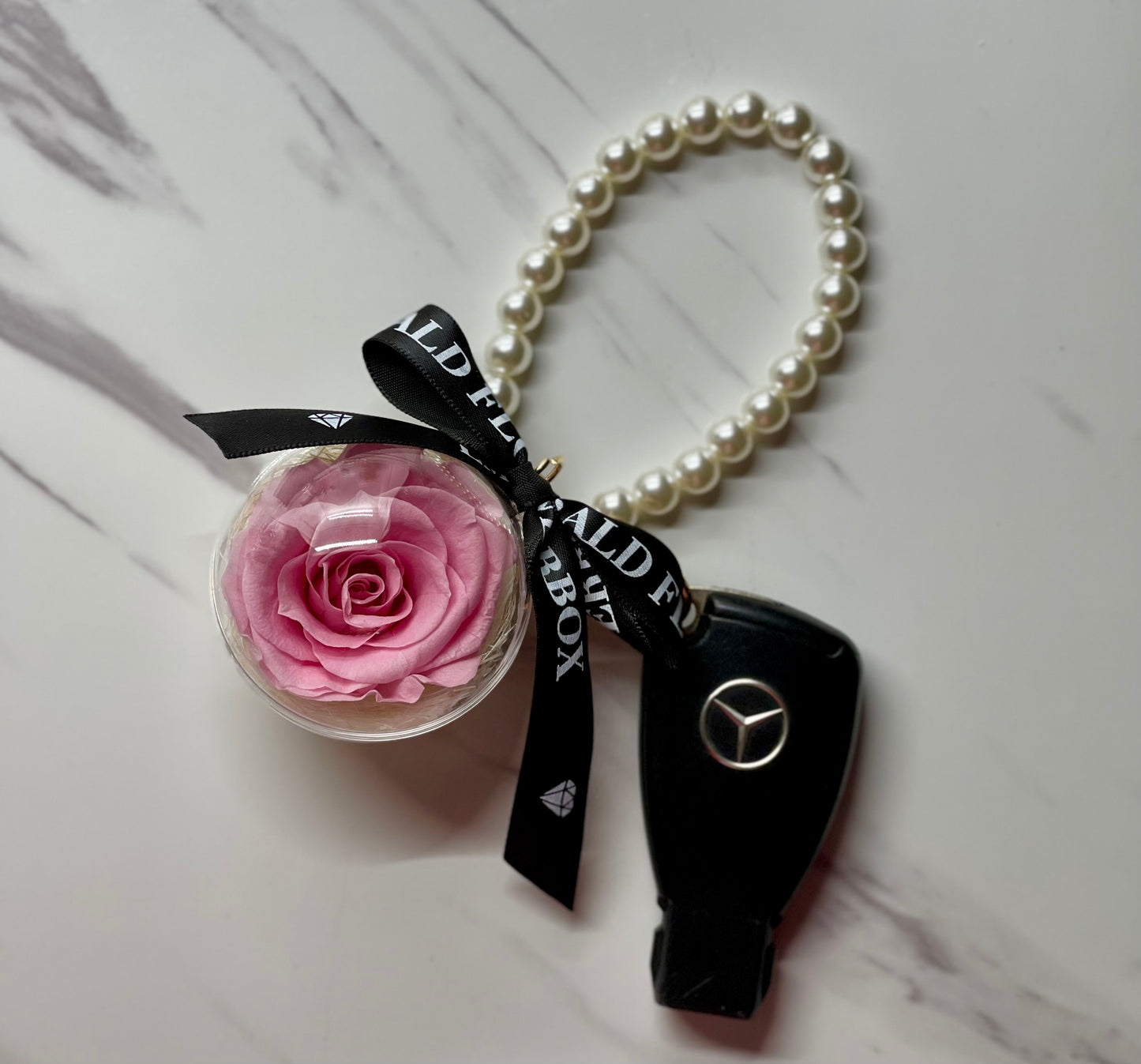 Porta-chaves com Rosa Preservada Cor de Rosa